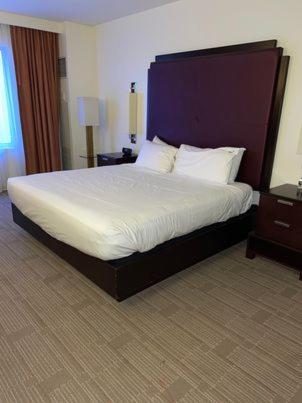 Hard Rock Hotel & Casino Biloxi Exterior photo A king bed