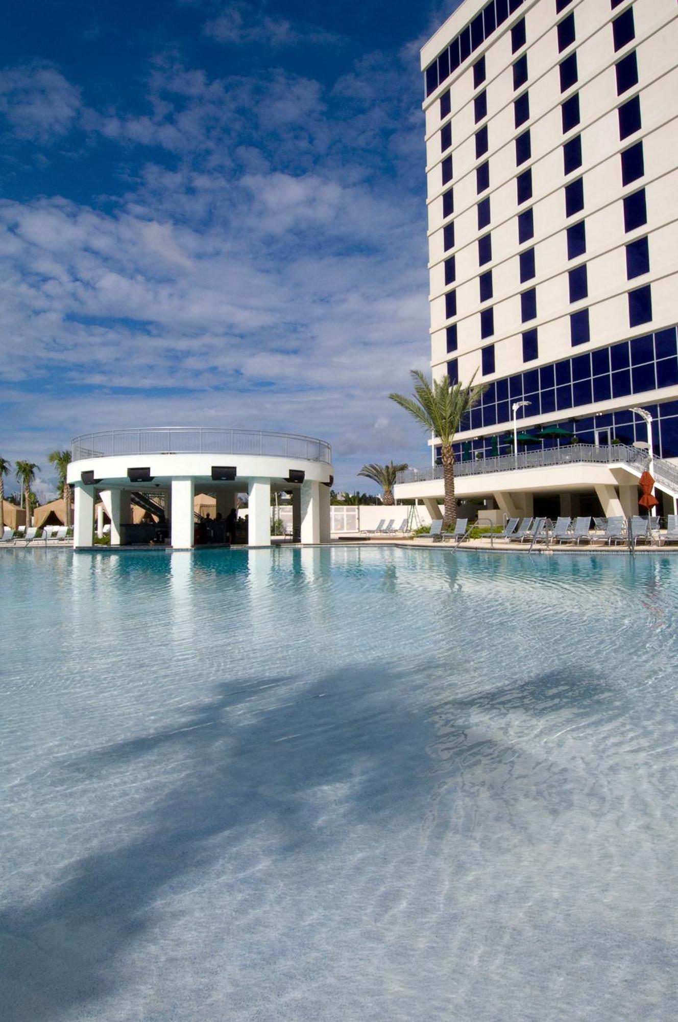 Hard Rock Hotel & Casino Biloxi Exterior photo The pool at the Hilton San Diego Bayfront